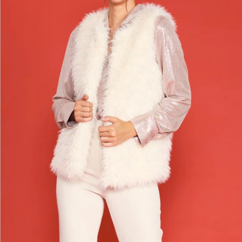Skies are Blue faux fur vest